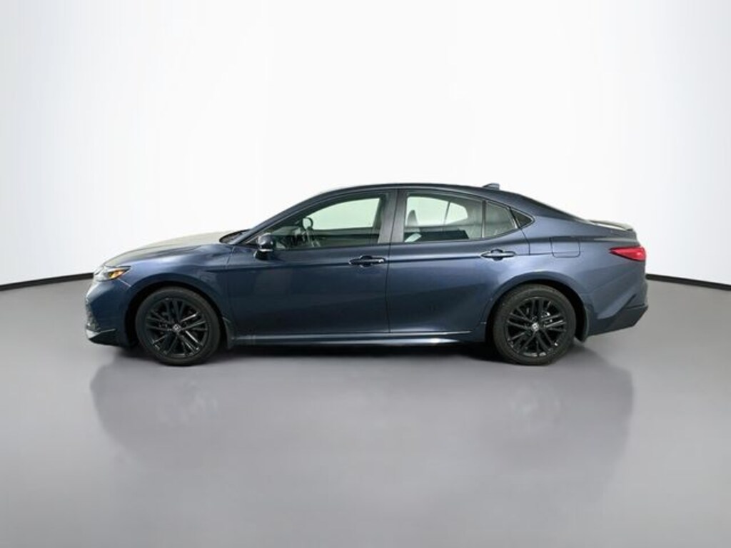 Used 2026 Toyota Camry SE Sedan