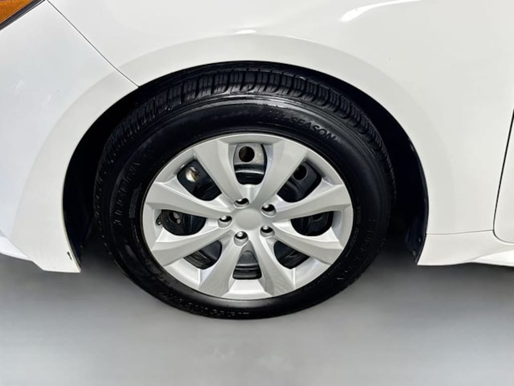 Used 2024 Toyota Corolla LE Sedan