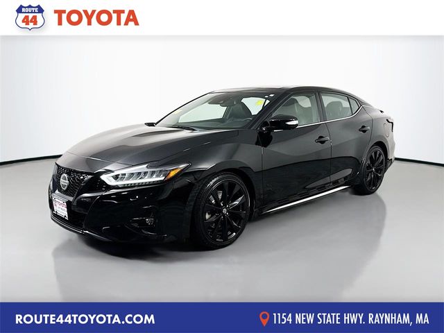 2021 Nissan Maxima SR's photo