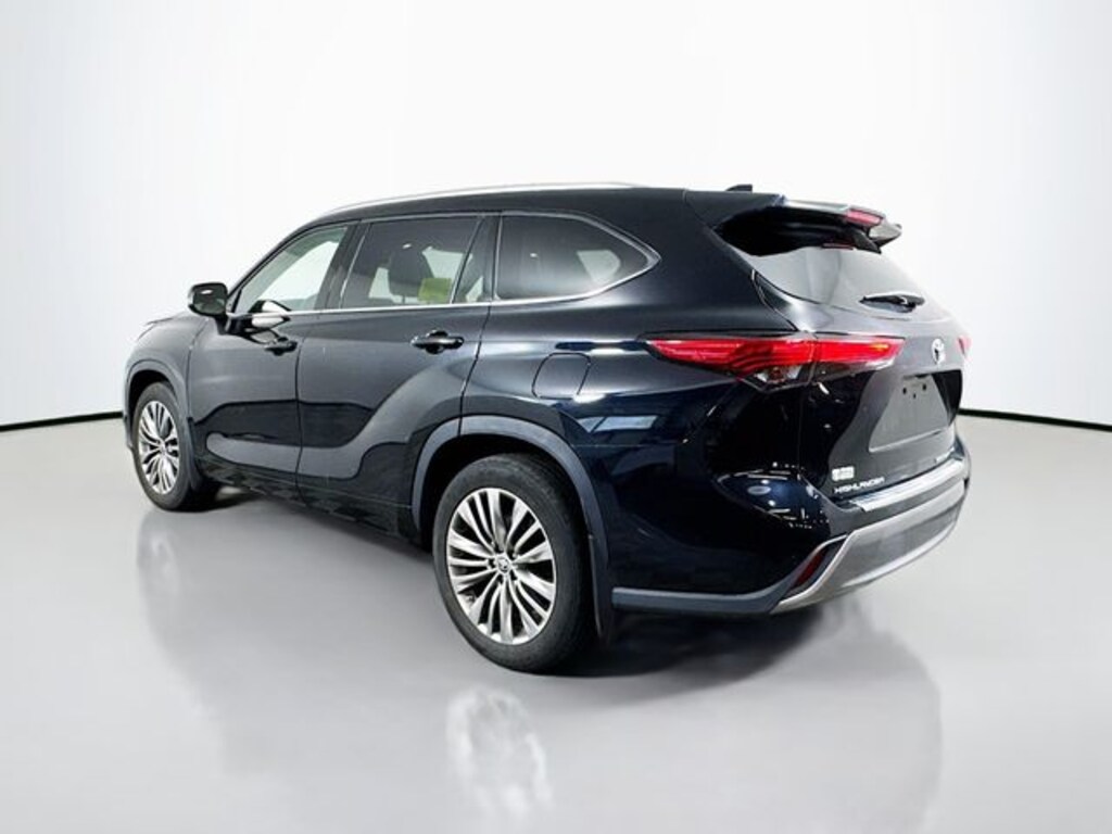 Used 2022 Toyota Highlander Platinum SUV