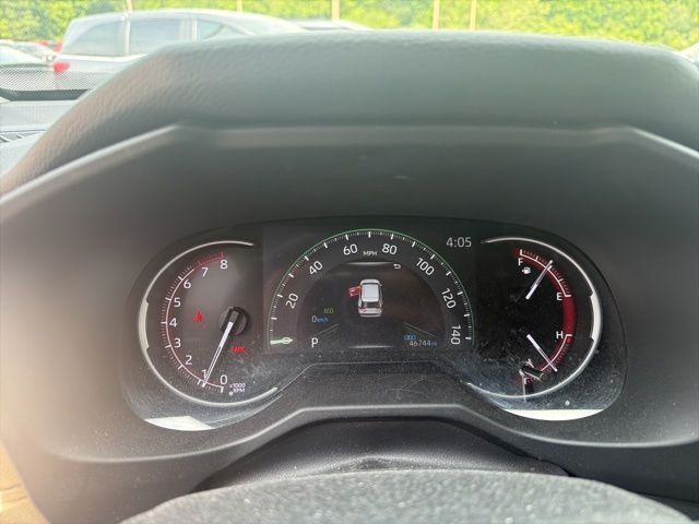 2023 Toyota RAV4 LE AWD's photo