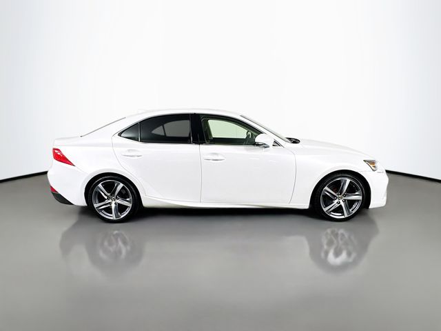 2018 Lexus IS 300 - Photo 9
