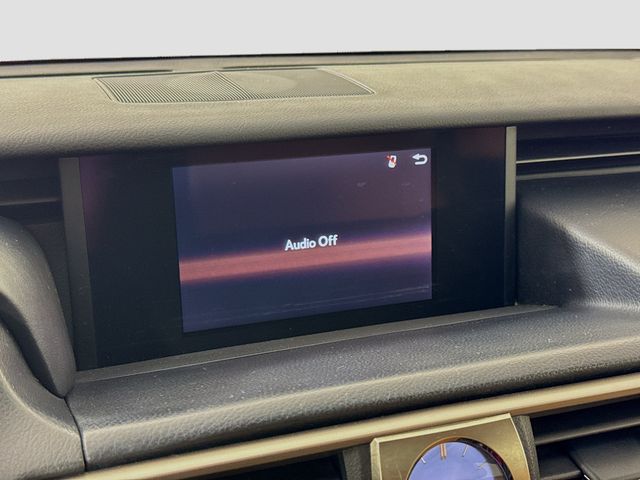 2018 Lexus IS 300 - Photo 22
