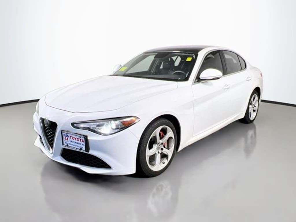 Used 2018 Alfa Romeo Giulia Sedan