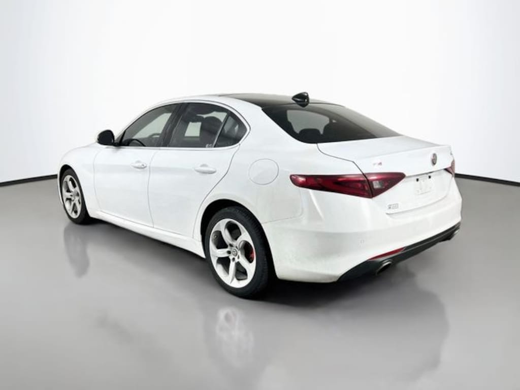 Used 2018 Alfa Romeo Giulia Sedan