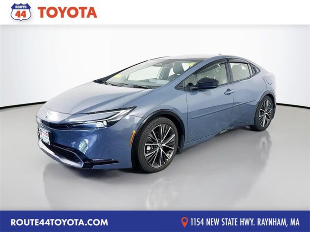 Used 2024 Toyota Prius XLE Hatchback