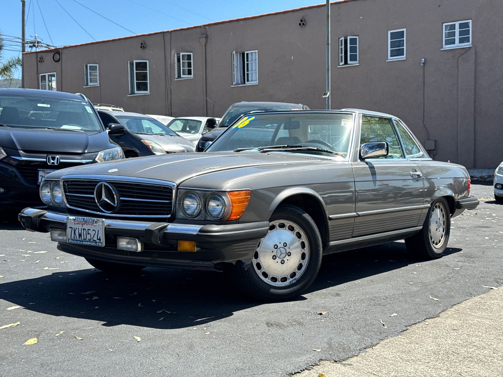 1986 Mercedes Benz 560 photo 2