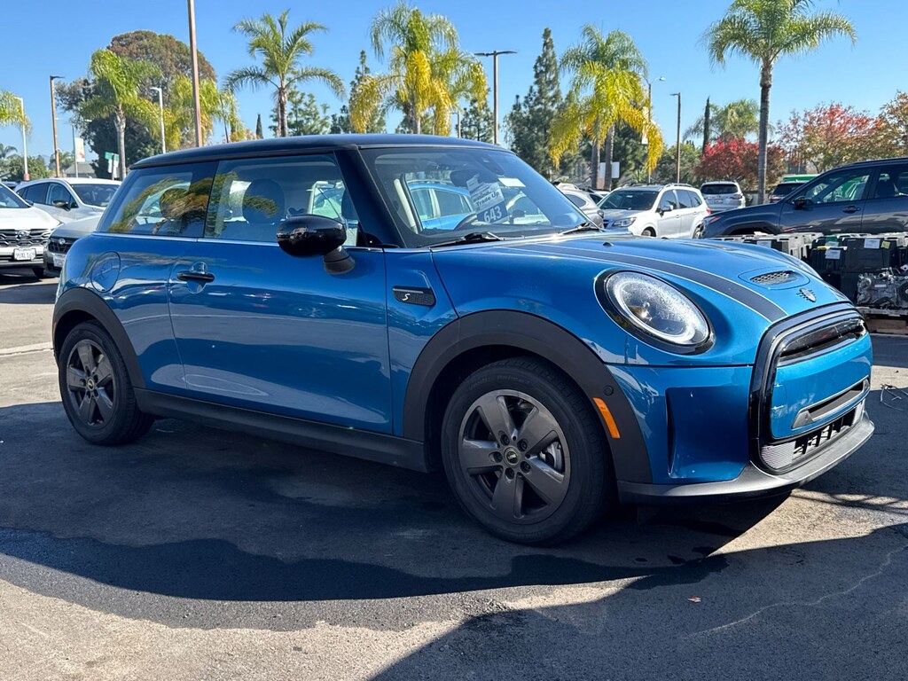 Used 2023 MINI Cooper SE Electric Iconic Hatchback
