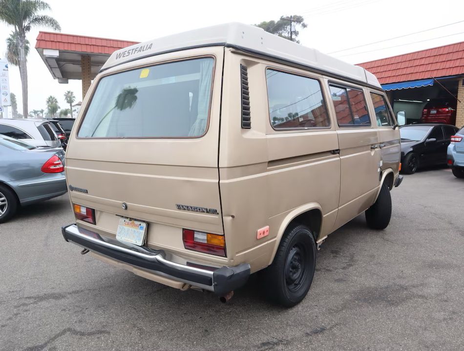 1985 Volkswagen Vanagon photo 4