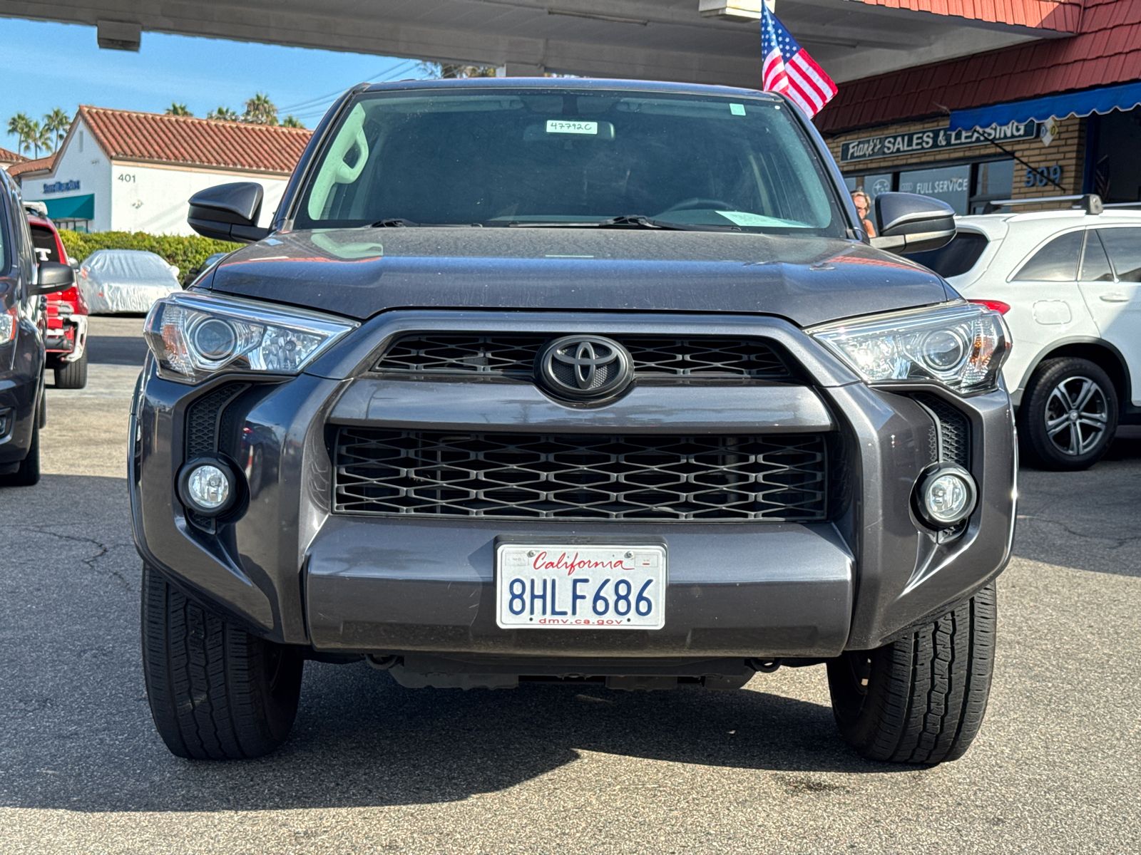 2019 Toyota 4Runner SR5 photo 2