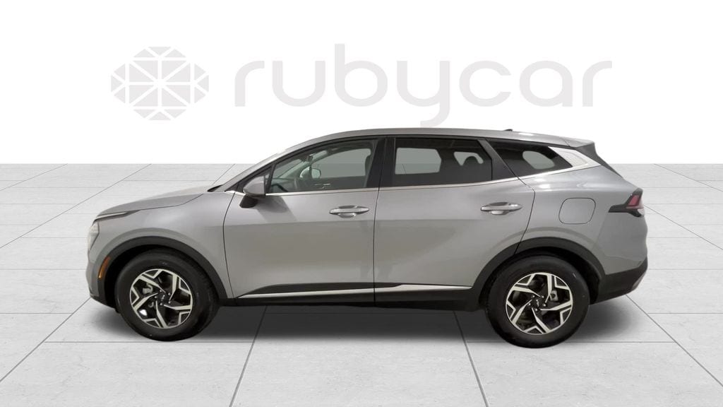 Used 2024 Kia Sportage LX SUV