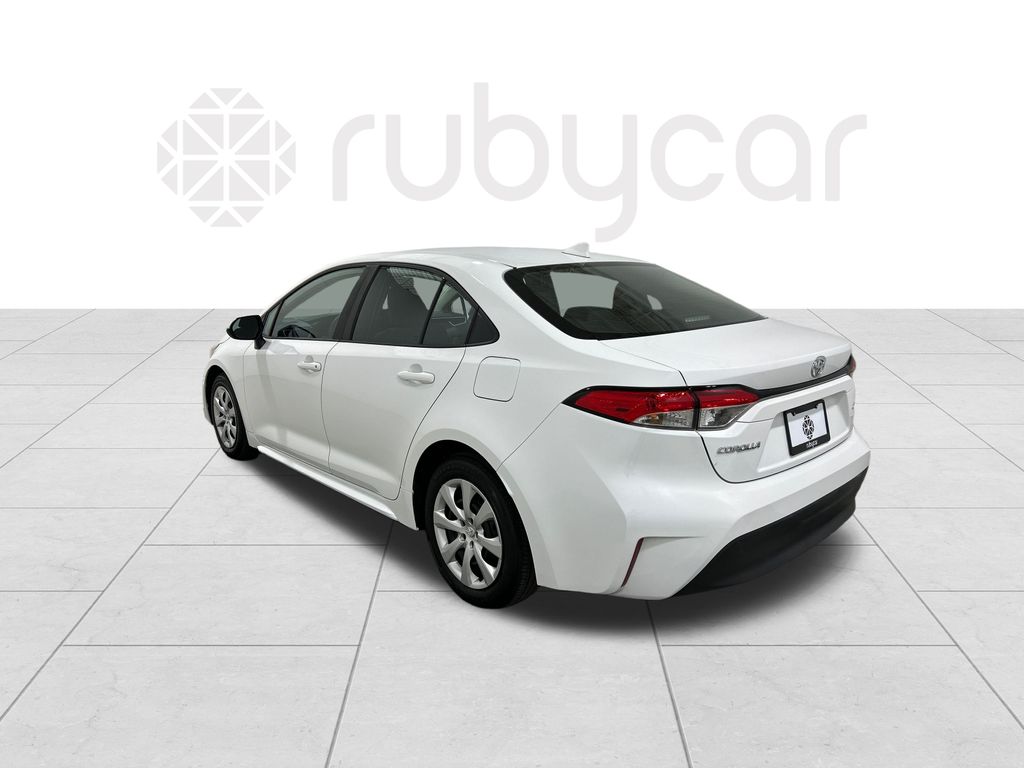 2024 Toyota Corolla LE photo 2
