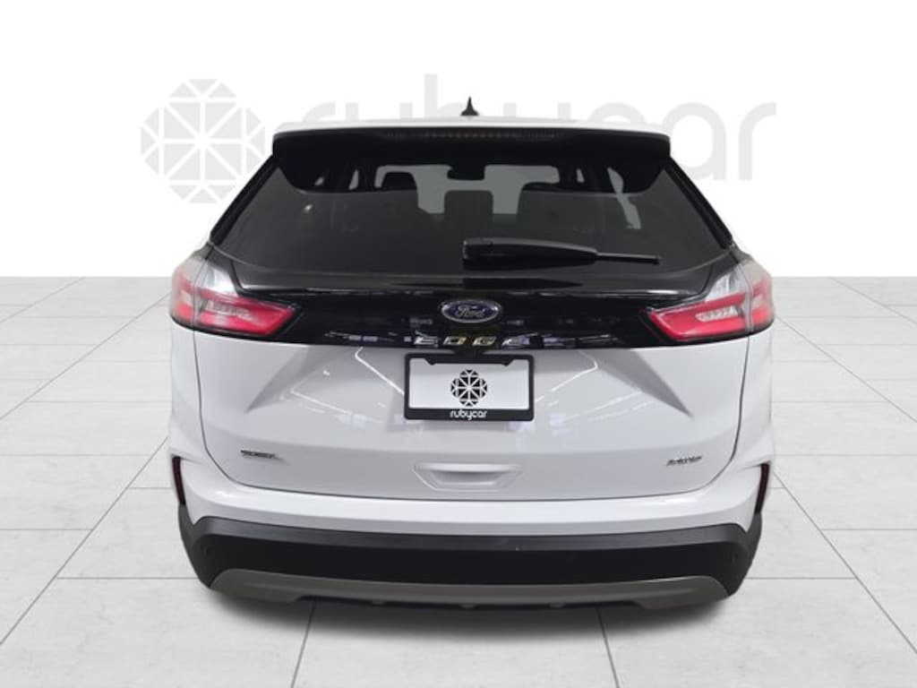 Used 2024 Ford Edge SEL SUV