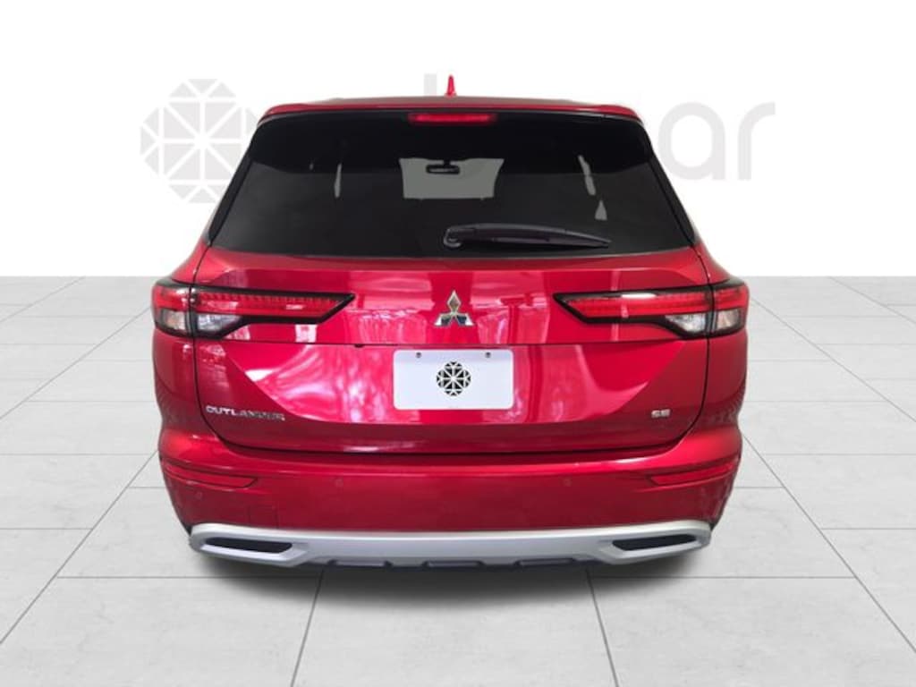 Used 2024 Mitsubishi Outlander SE SUV