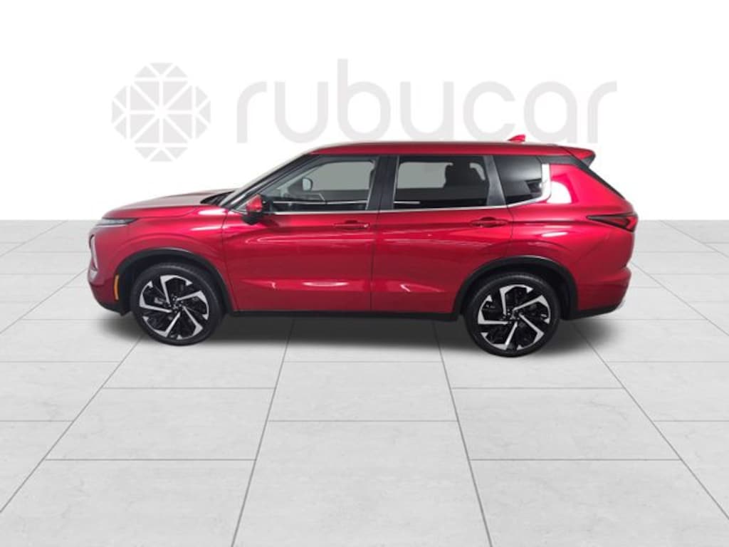 Used 2024 Mitsubishi Outlander SE SUV