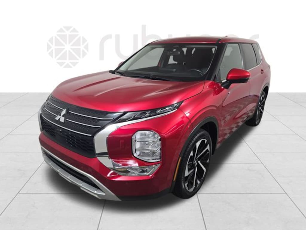 Used 2024 Mitsubishi Outlander SE SUV
