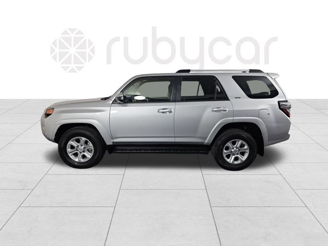 2024 Toyota 4Runner SR5 photo 2