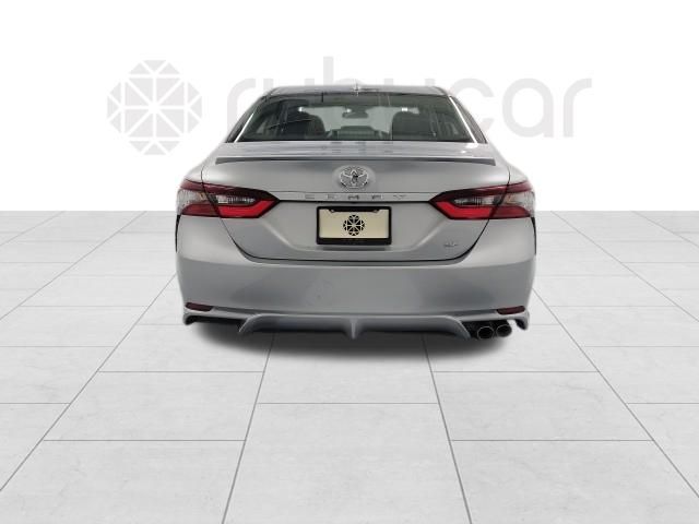 2023 Toyota Camry SE photo 4