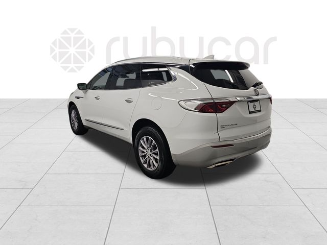 2024 Buick Enclave Premium photo 2