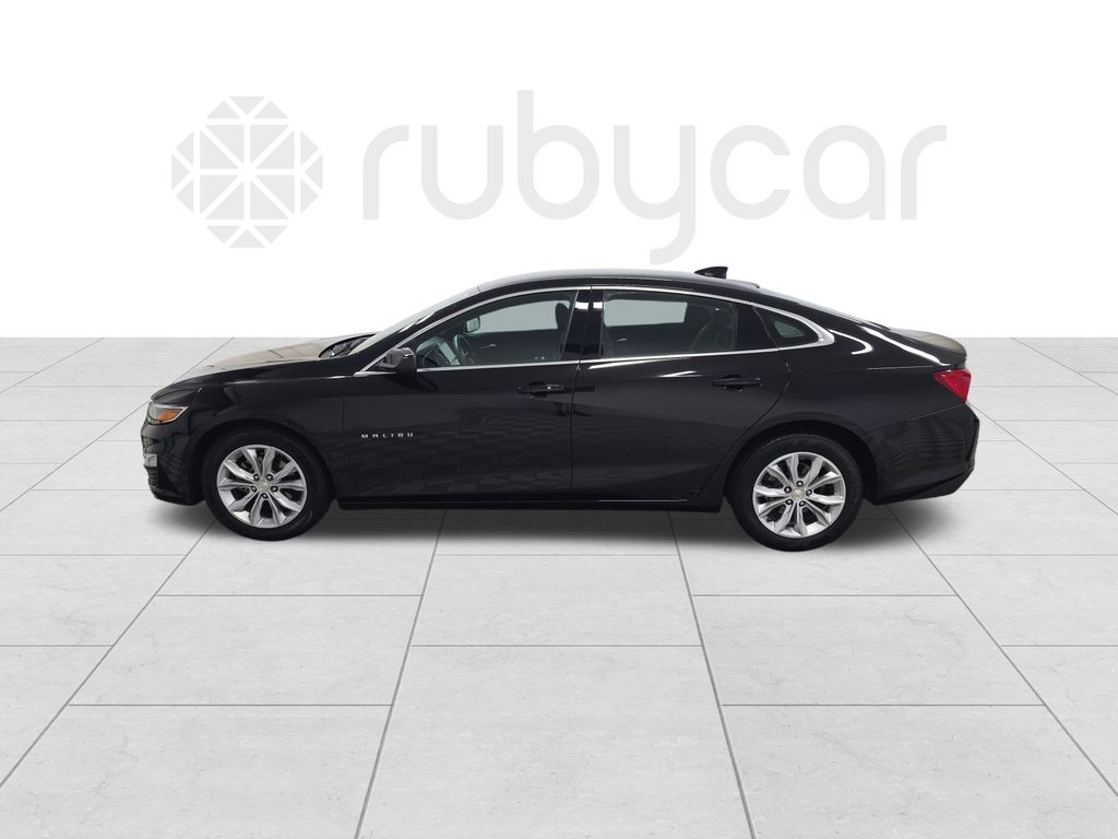 2024 Chevrolet Malibu 1LT photo 2