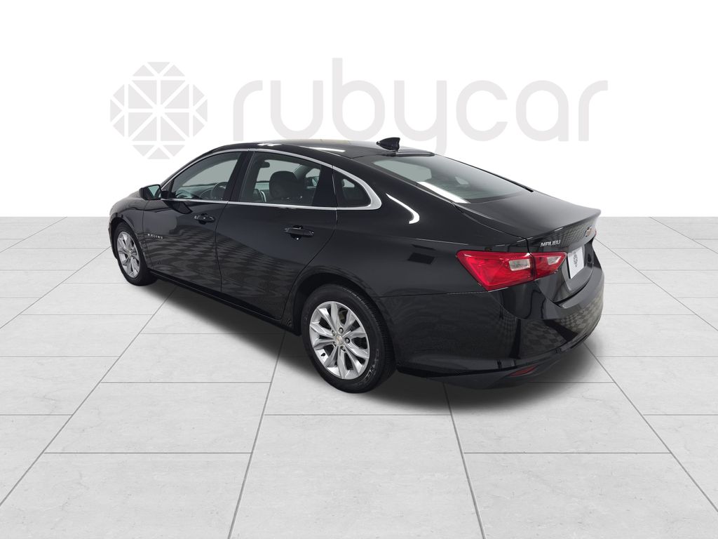 2024 Chevrolet Malibu 1LT photo 3