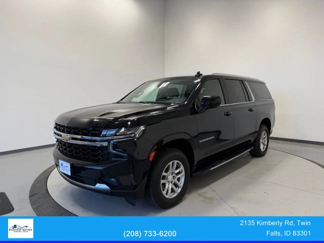 2022 Chevrolet Suburban LS's photo