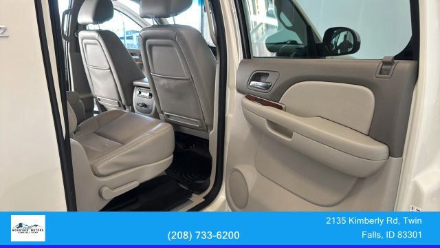 2014 Chevrolet Suburban LTZ - Photo 35