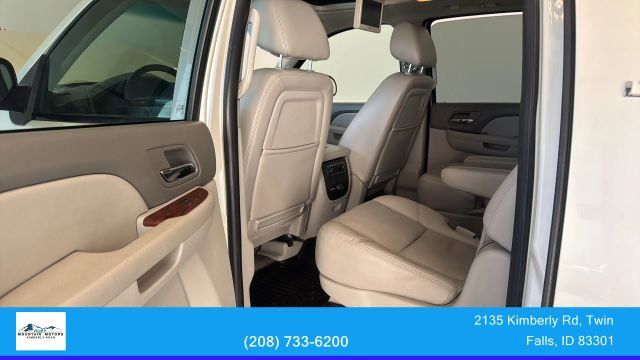 2014 Chevrolet Suburban LTZ - Photo 26
