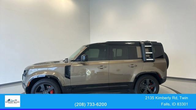 2020 Land Rover Defender X - Photo 6