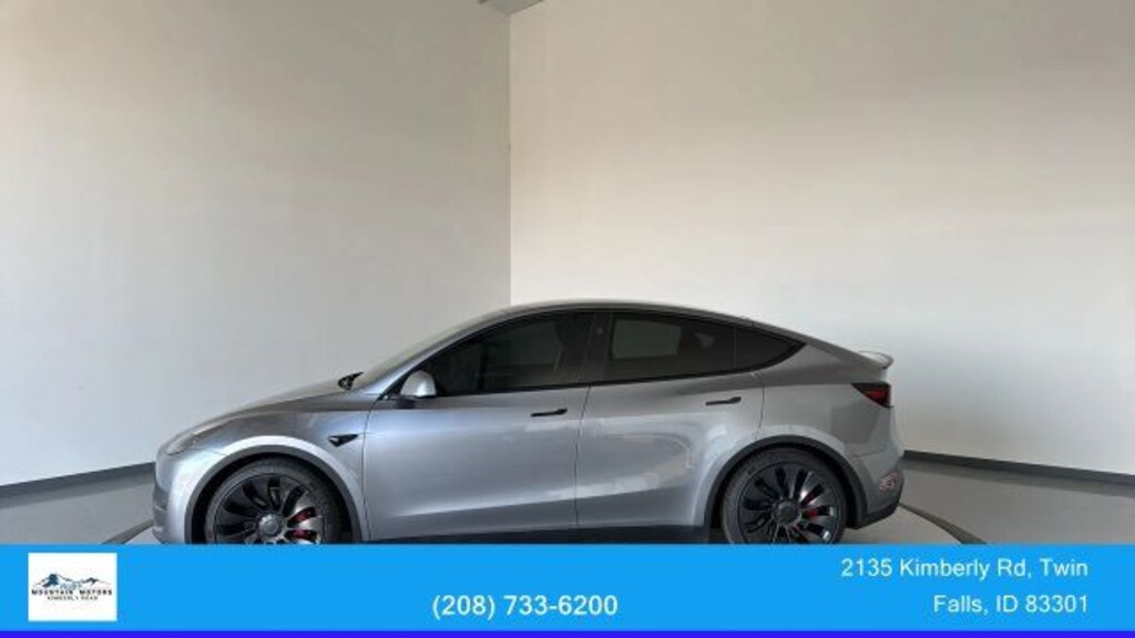 Used 2024 Tesla Model Y Performance SUV