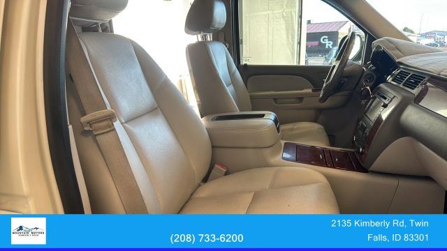 2014 Chevrolet Suburban LTZ - Photo 41