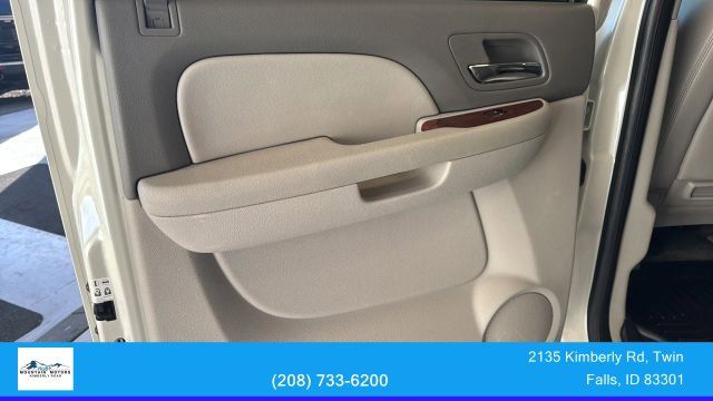 2014 Chevrolet Suburban LTZ - Photo 27
