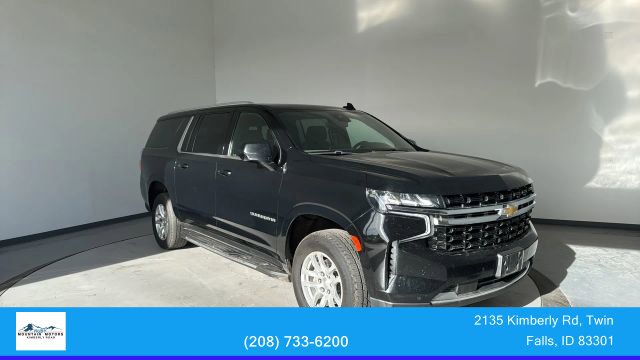 2022 Chevrolet Suburban LS's photo