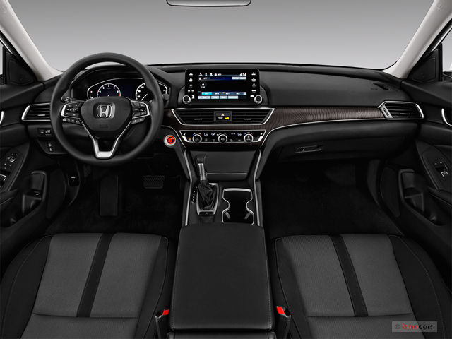 2018_honda_accord_dashboard.jpg