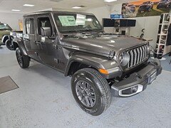 2025 Jeep Gladiator Sport Truck