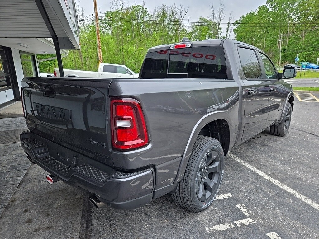 2025 Ram 1500 Big Horn photo 4