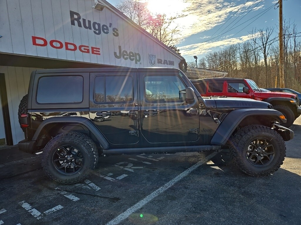 2025 Jeep Wrangler Willys photo 3