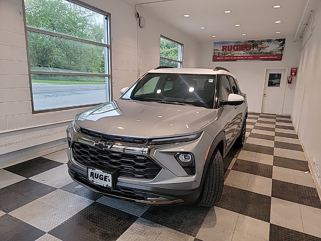 2025 Chevrolet Trailblazer ACTIV photo 2