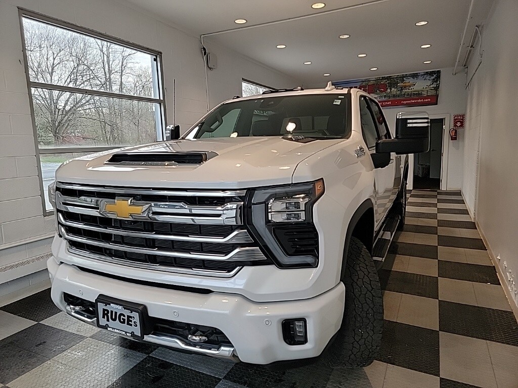 Used 2024 Chevrolet Silverado 2500 HD High Country Truck Crew Cab
