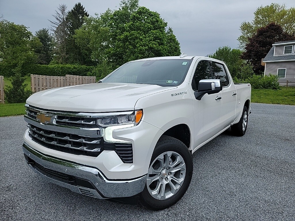 2025 Chevrolet Silverado 1500 LTZ