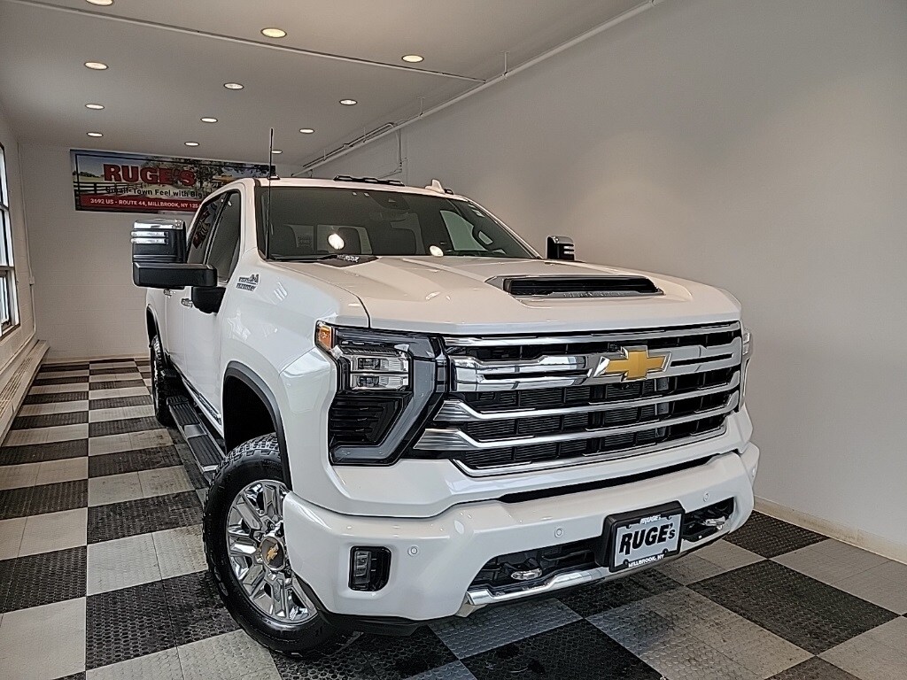 Used 2024 Chevrolet Silverado 2500 HD High Country Truck Crew Cab