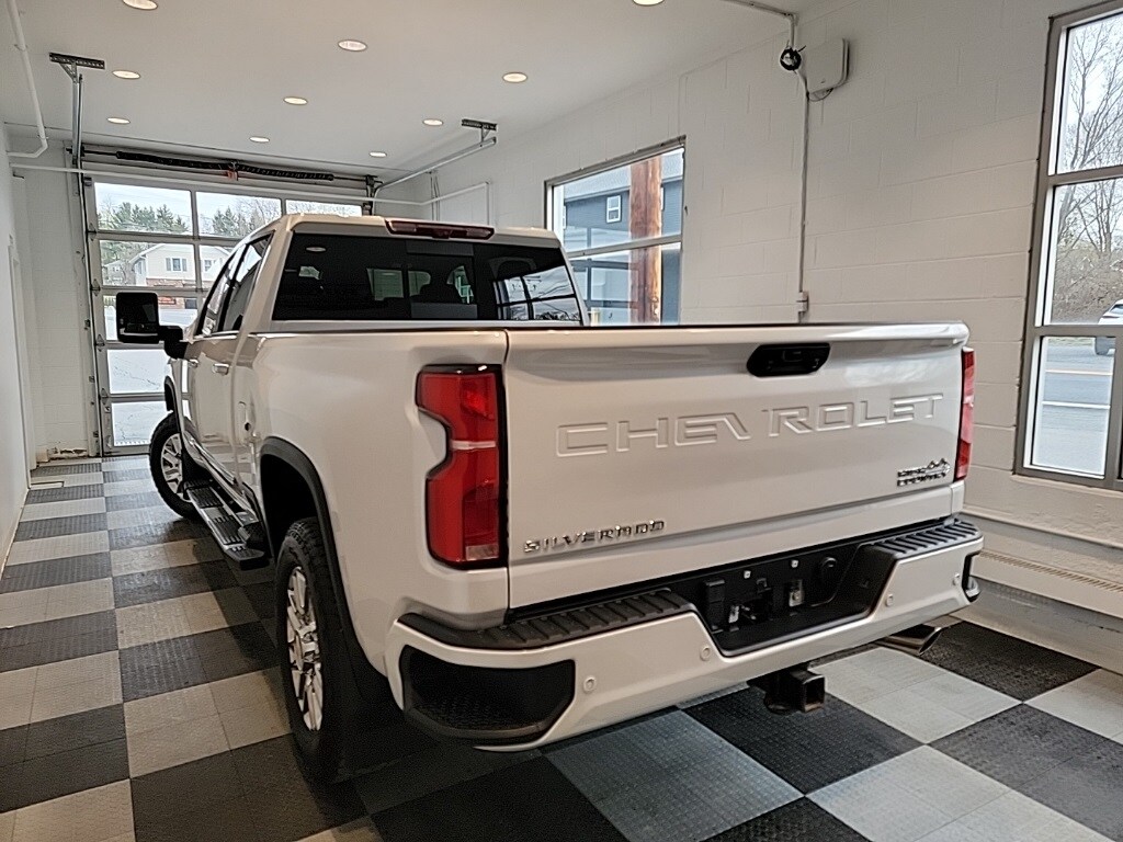 Used 2024 Chevrolet Silverado 2500 HD High Country Truck Crew Cab