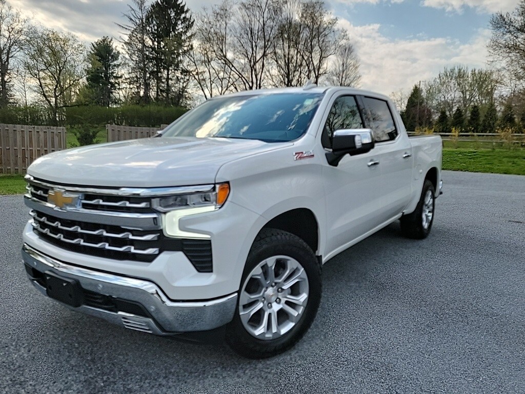 2025 Chevrolet Silverado 1500 LTZ