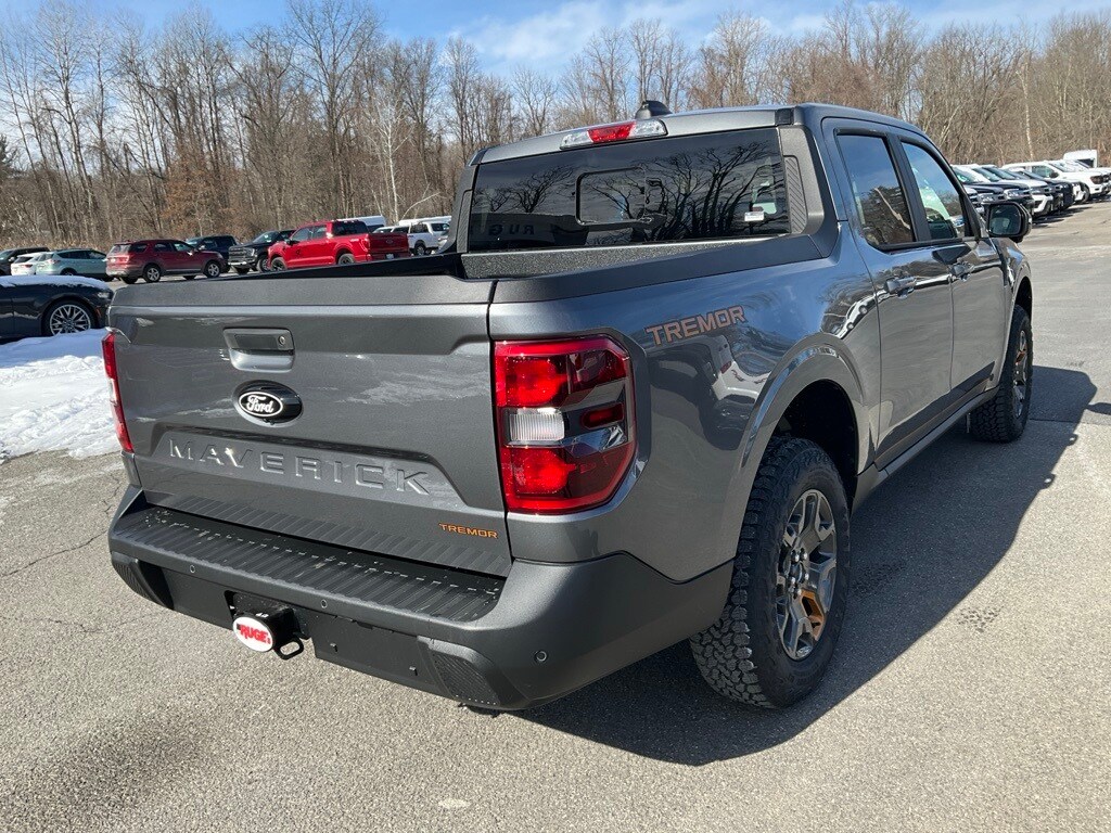 2025 Ford Maverick Tremor photo 3