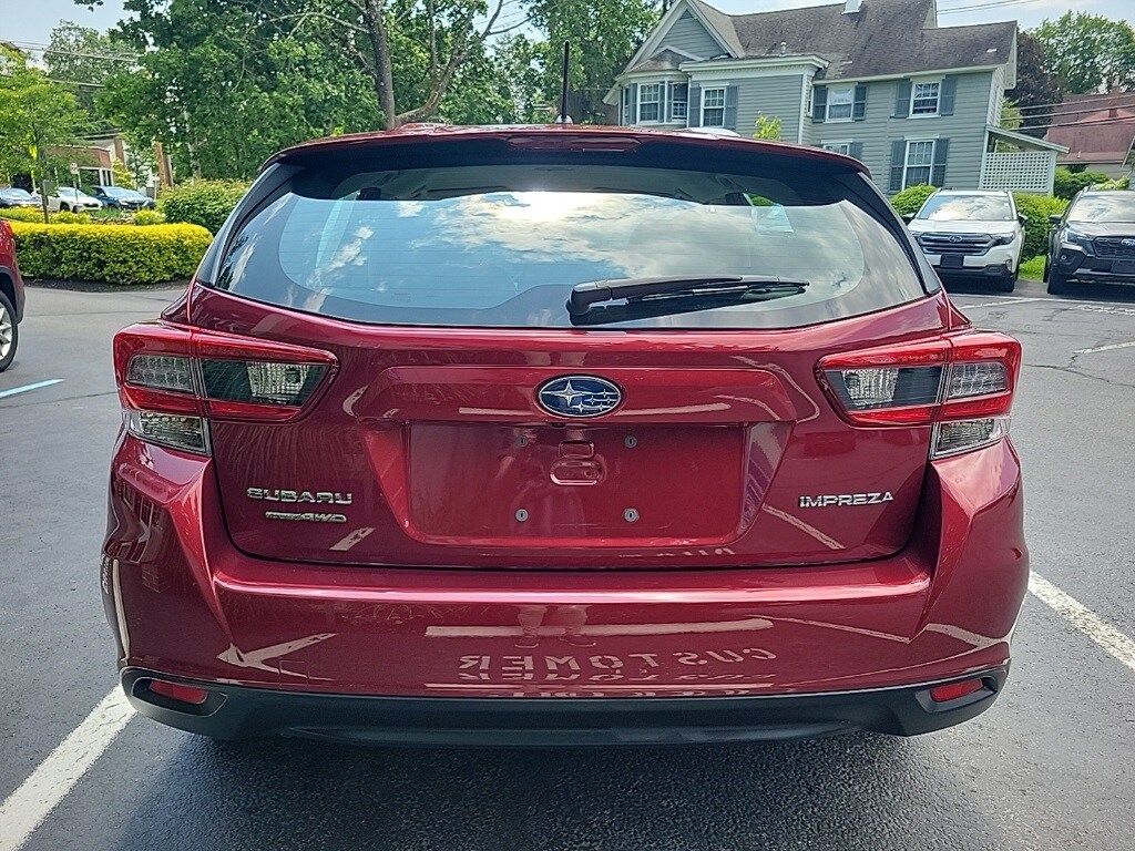 2023 Subaru Impreza Base photo 4