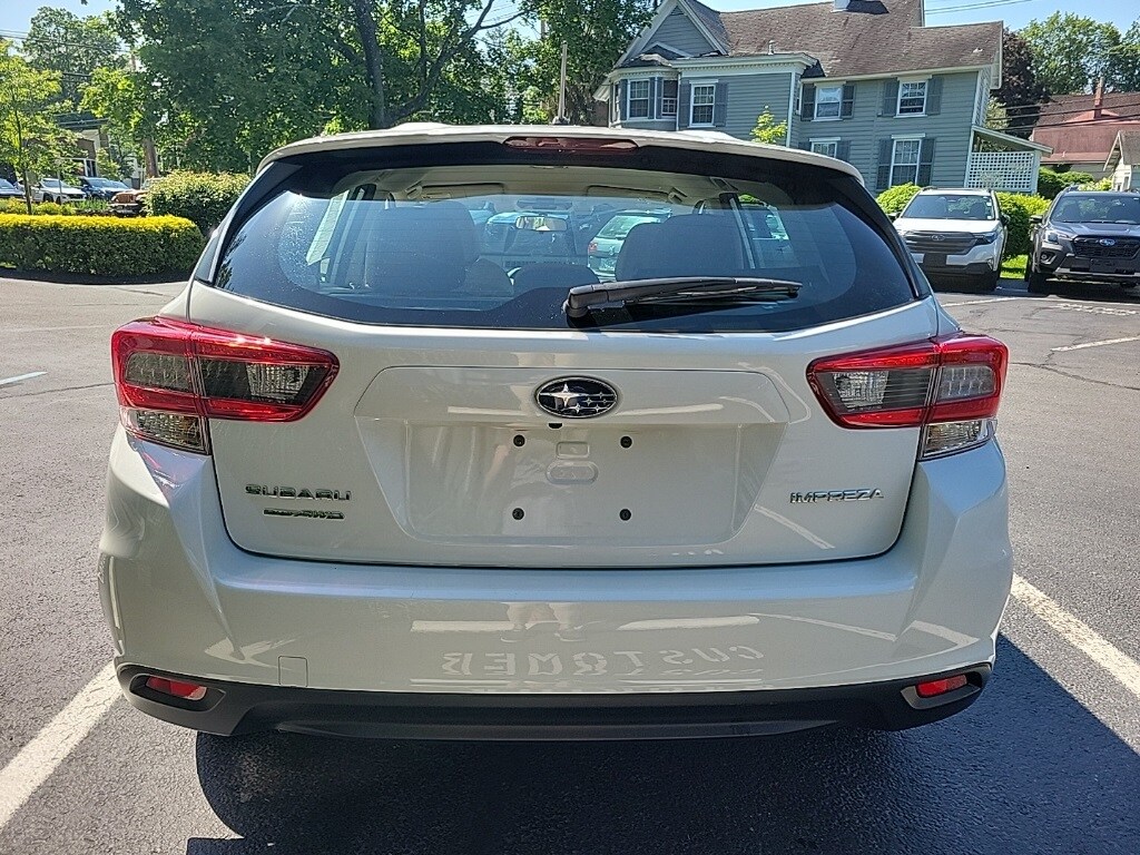 2023 Subaru Impreza Base photo 4