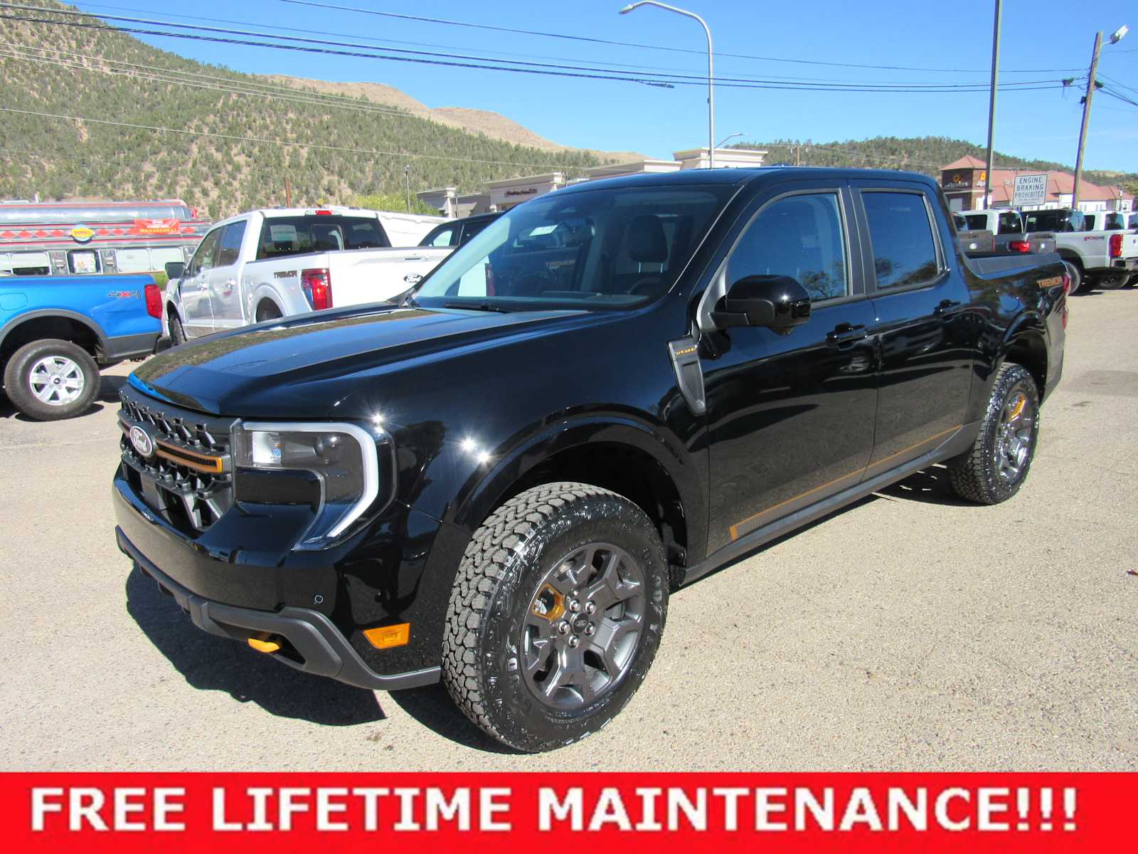 2025 Ford Maverick Tremor's photo