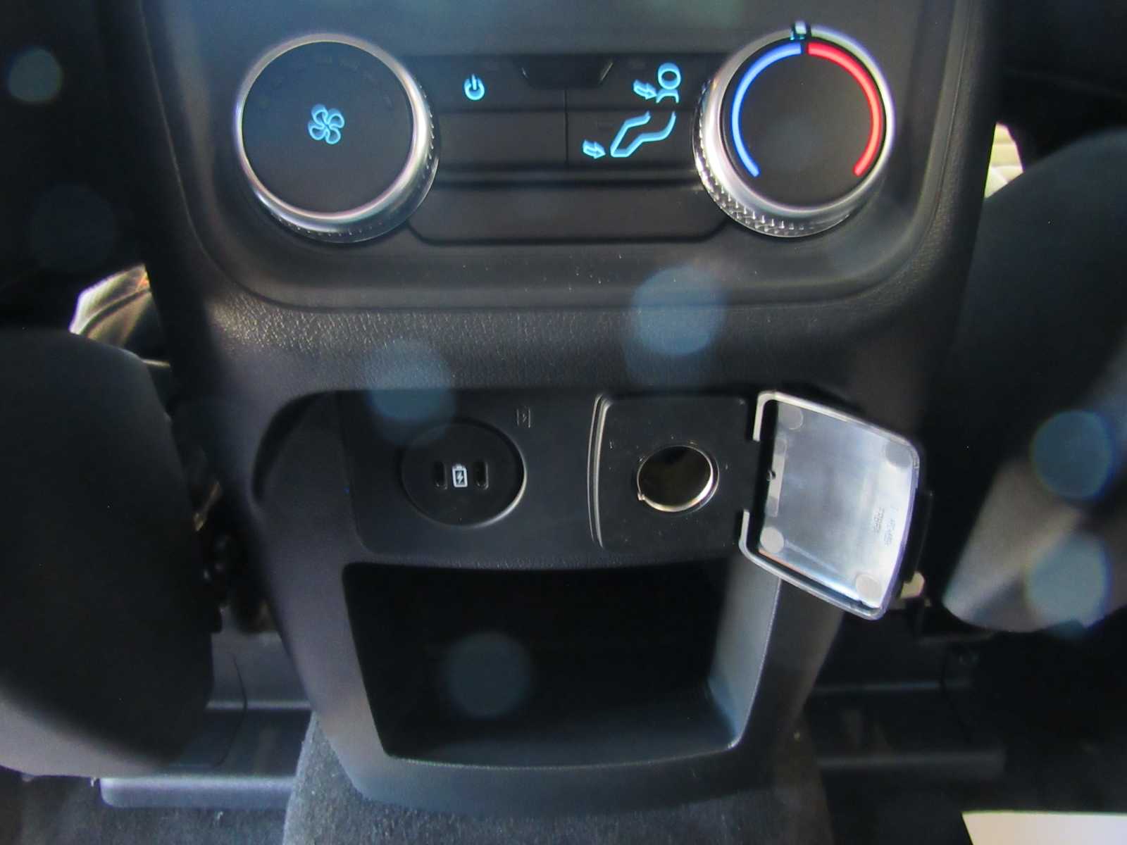 2026 Ford Explorer ST-Line - Photo 70