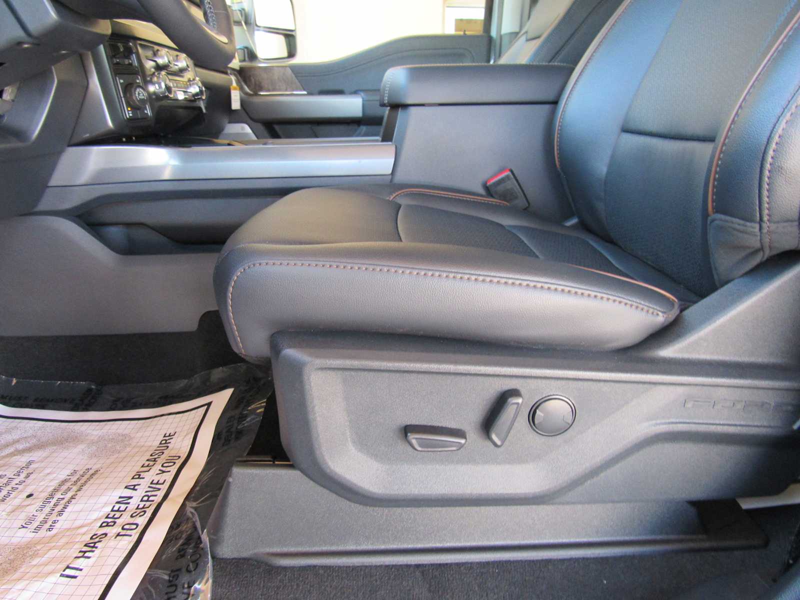 2026 Ford F-350 Super Duty Lariat - Photo 32