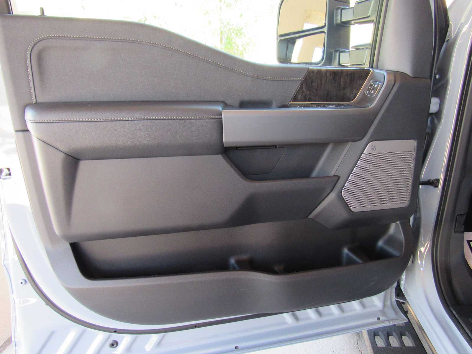 2026 Ford F-350 Super Duty Lariat - Photo 28